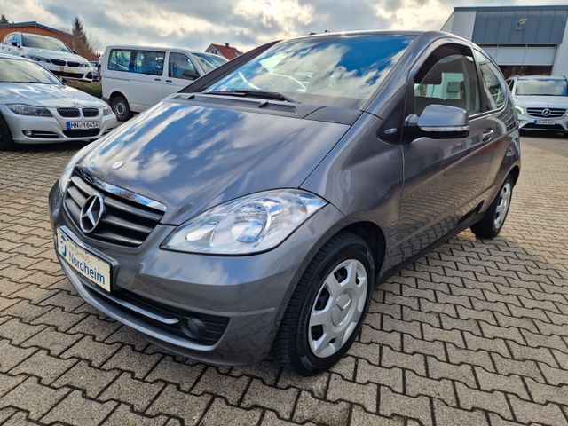 Mercedes-Benz A 160 Klimaanlage/Tempomat/EURO 5