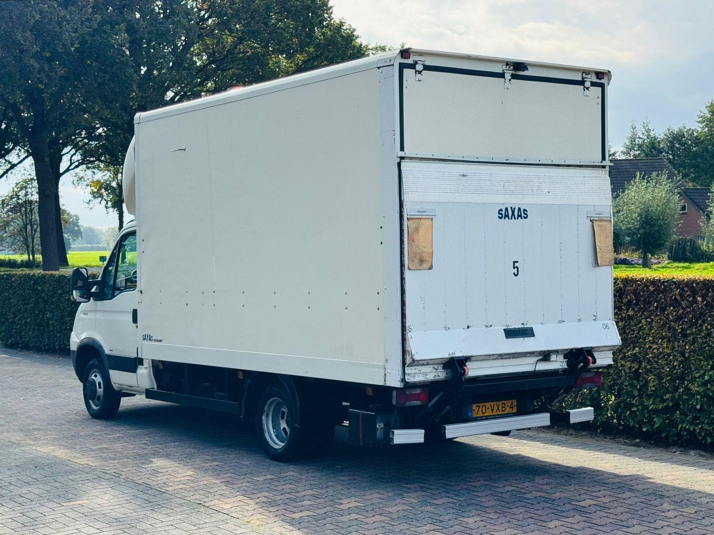 Iveco Daily 40C12 KOFFER LAADKLEP