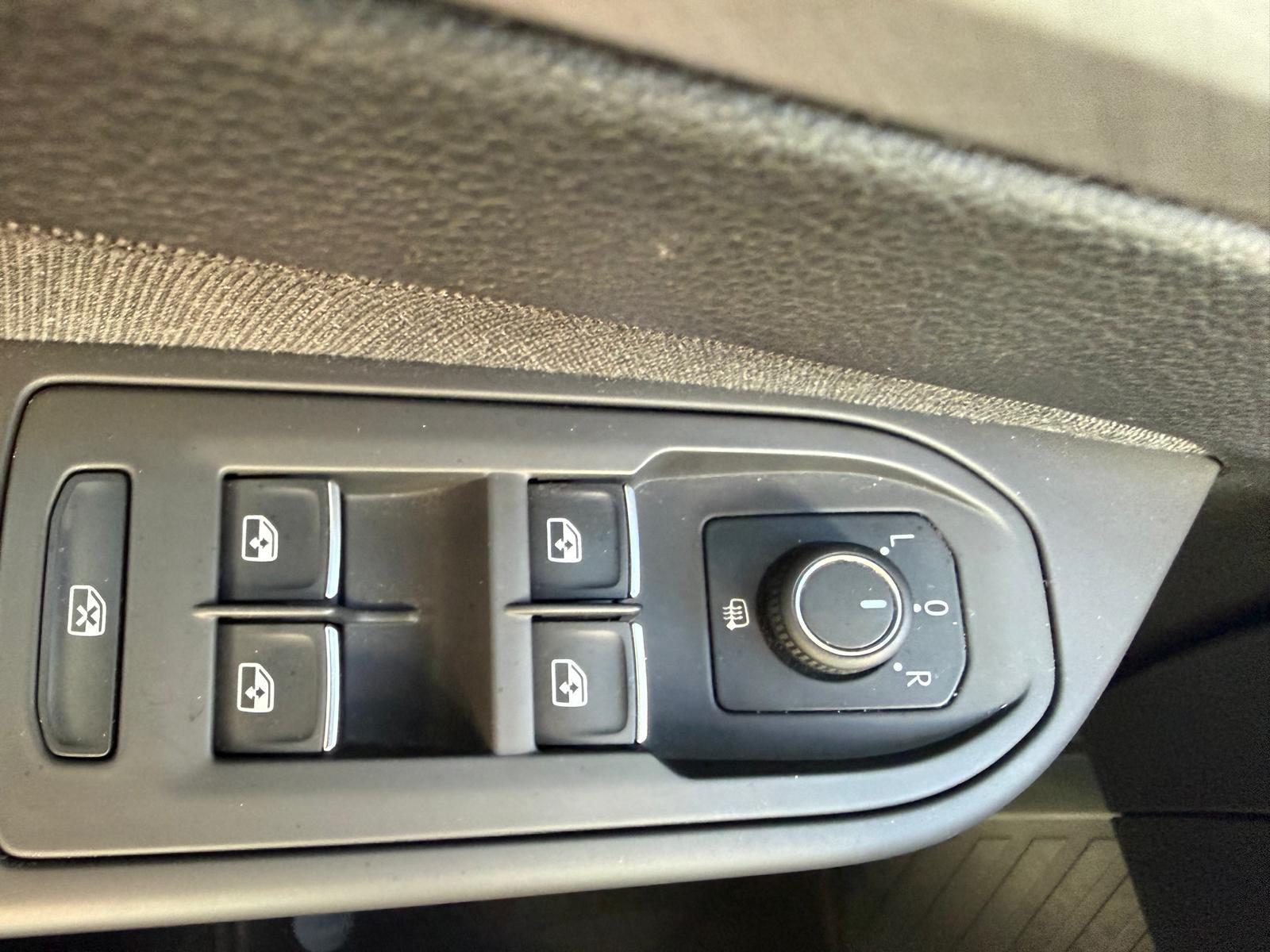 Volkswagen Golf 1.0eTSI Life DSG VIRTU+LED+SHZ+NAVI+KAM+ACC, миниатюра 13