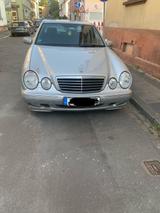 Mercedes-Benz W210 e240  EKLASSE - Mercedes-Benz E-Klasse: W210