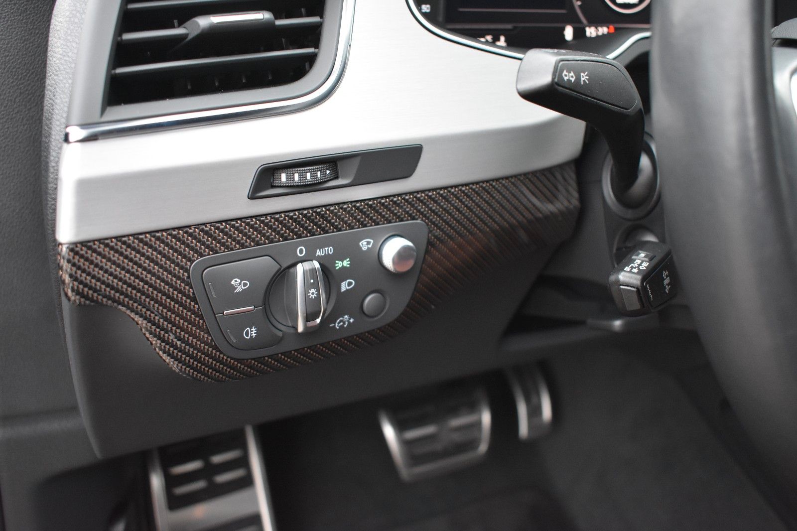 Fahrzeugabbildung Audi SQ7 4.0 TDI V8 quattro HUD Matrix Bose