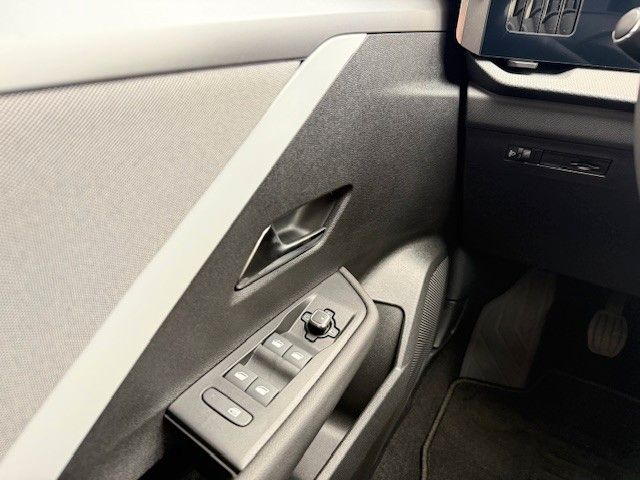 Fahrzeugabbildung Opel Astra L Edition 130PS Kamera/Navi/SHZ/LED!
