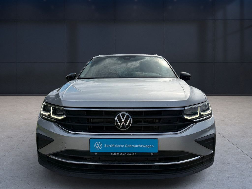 Volkswagen Tiguan 2.0l TDI Life CargoPaket HeadUpDis IQLig foto 2