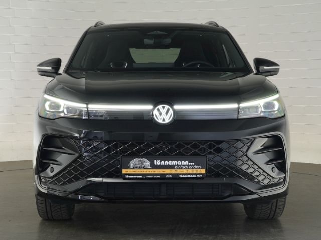Tiguan R-LINE TDI DSG 4MOTION+ANHÄNGERKUPPLUNG+R