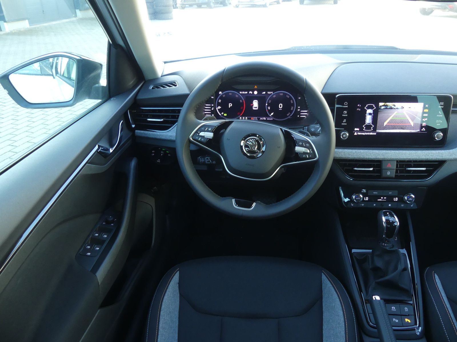 Fahrzeugabbildung SKODA Kamiq Selection