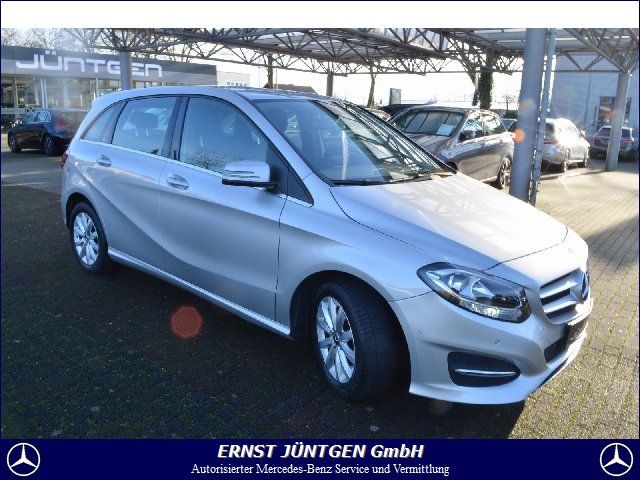 Mercedes-Benz B 180 d Style SPIEGEL-P PARKPILOT SHZ KLIMA NAVI