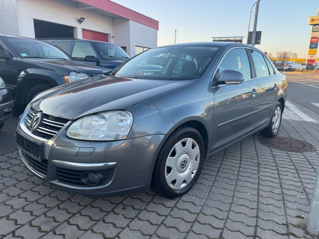 Volkswagen Jetta 2.0 FSI Automatik Comfortline