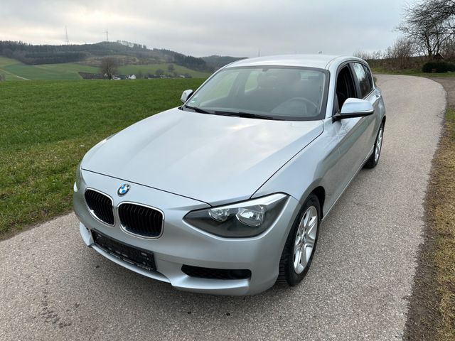 BMW 116 Baureihe 1 Lim. 5-trg. 116i AHK