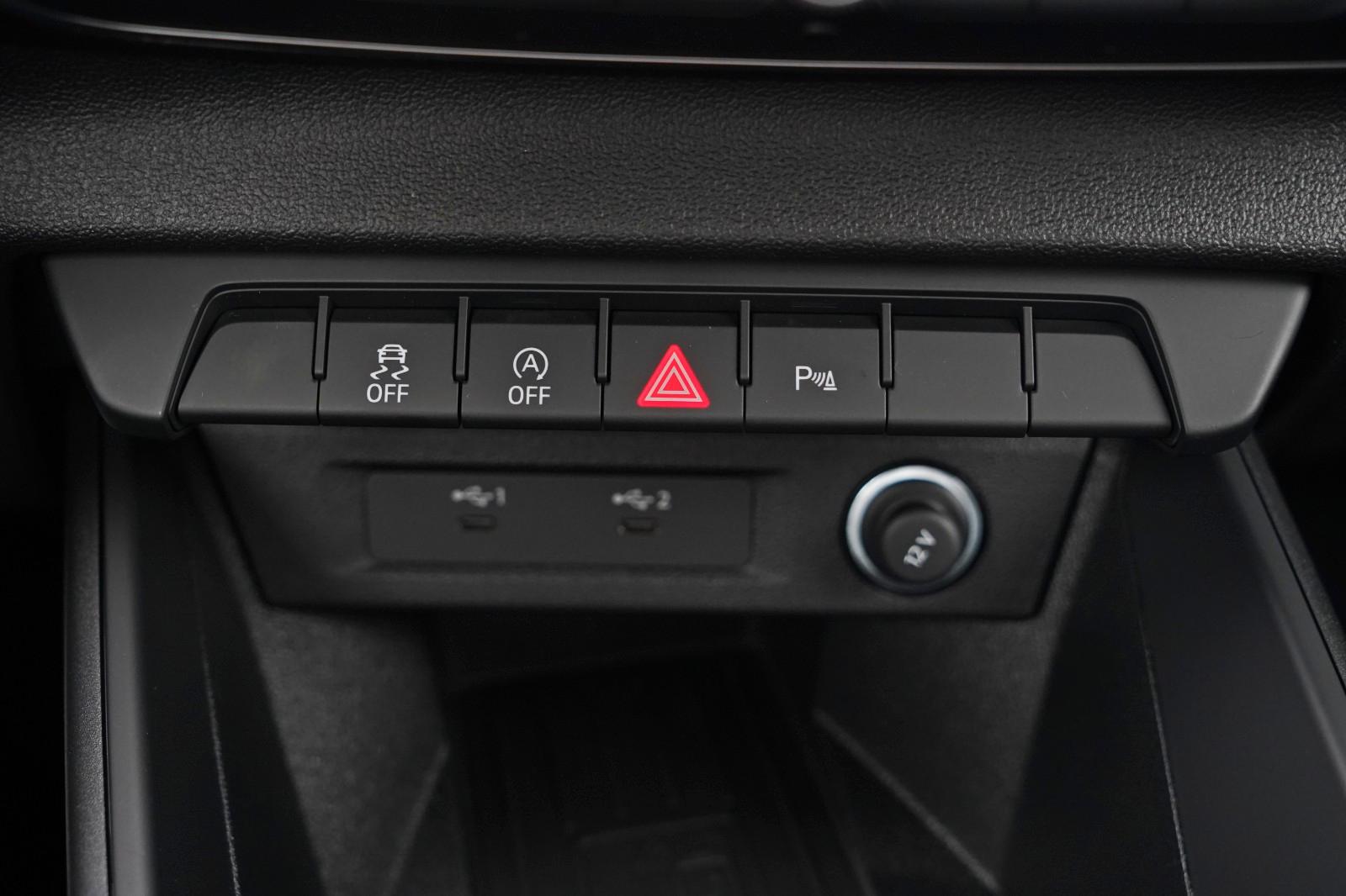 Audi A1 SPORTBACK 25TFSI SHZ PRIVACY 4-SEASON ACC LED