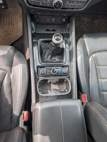 Ssangyong REXTON 2.2 Diesel e-XDi 220 Sapphire 4WD