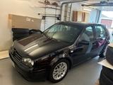 Volkswagen Einzigartiger Golf IV GTI - Volkswagen Golf: Iv GTI