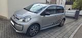 Volkswagen e-up! sportlich mit schönem Racing Dekor