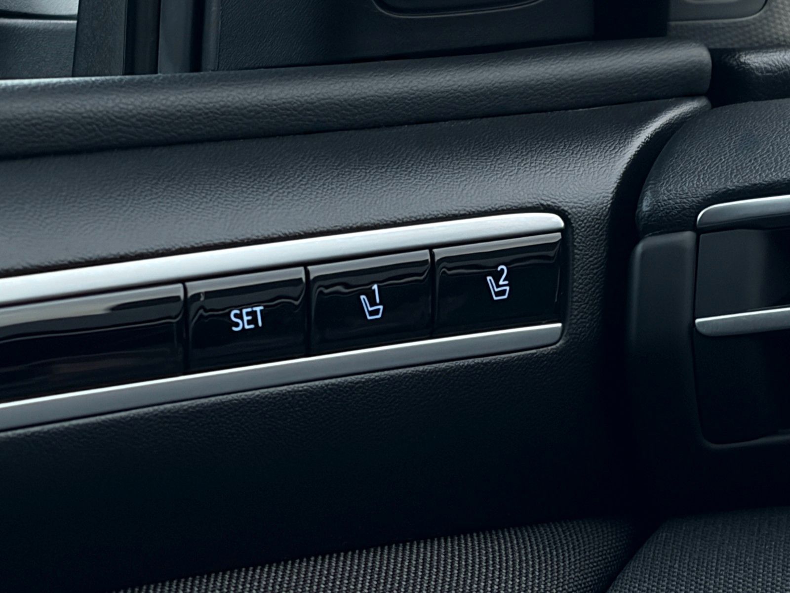 Fahrzeugabbildung Hyundai Tucson 1.6 T-GDI PHEV 4WD CarPlay 360° ACC SBL