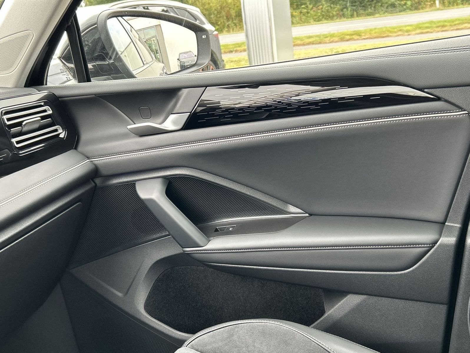 Volkswagen Tiguan - Bild 8