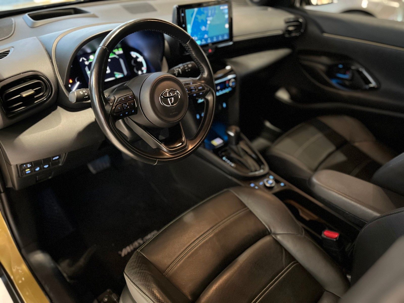 Fahrzeugabbildung Toyota Yaris Cross Premiere Edition Allrad