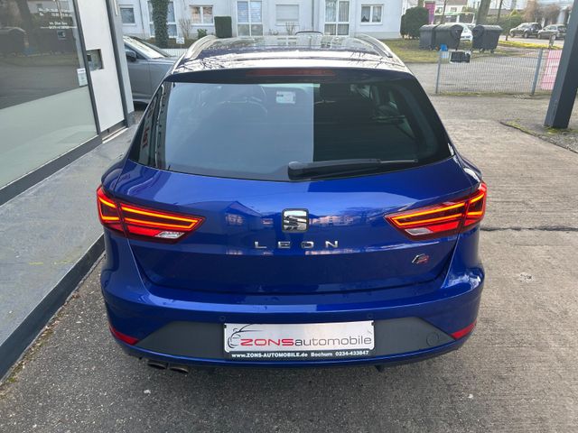 Fahrzeugabbildung Seat Leon ST FR+Leder+Navi+Panoramadach+CarPlay+BT