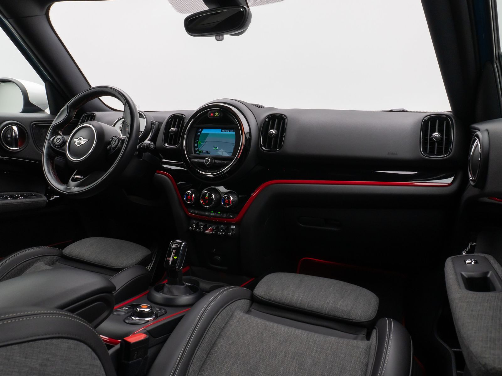 Fahrzeugabbildung MINI Countryman D (Cooper) JC Works All4 AHK Kamera