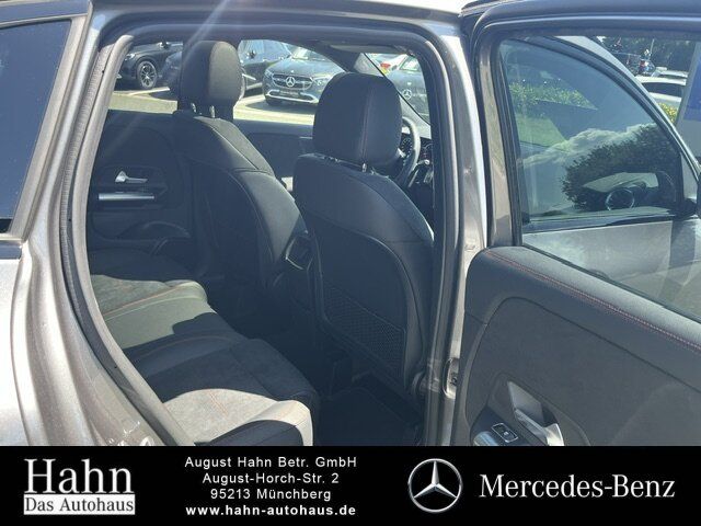 Fahrzeugabbildung Mercedes-Benz GLA 200 AMG/NIGHT/LED/AHK/360/PANO/TOTW./DISTRO.