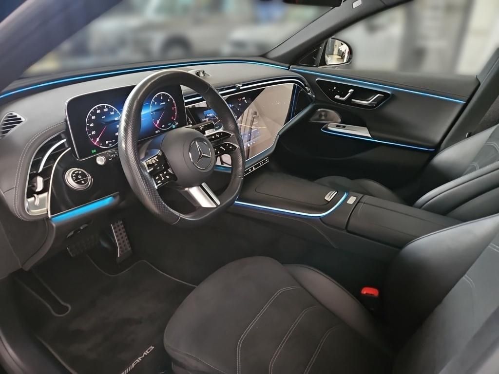 Fahrzeugabbildung Mercedes-Benz E 220 d T AMG AHK Pano Superscreen Burm.4D 360°