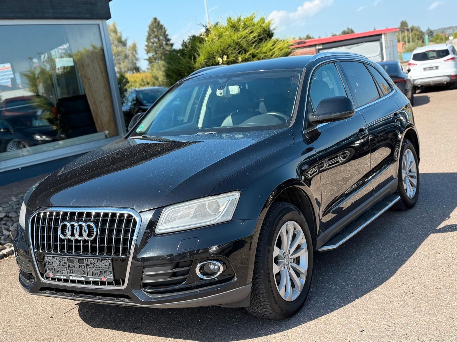 Audi Q5 2.0 TDI quattro*Temp*SHZ*PDC*AHK*Nav*Xen