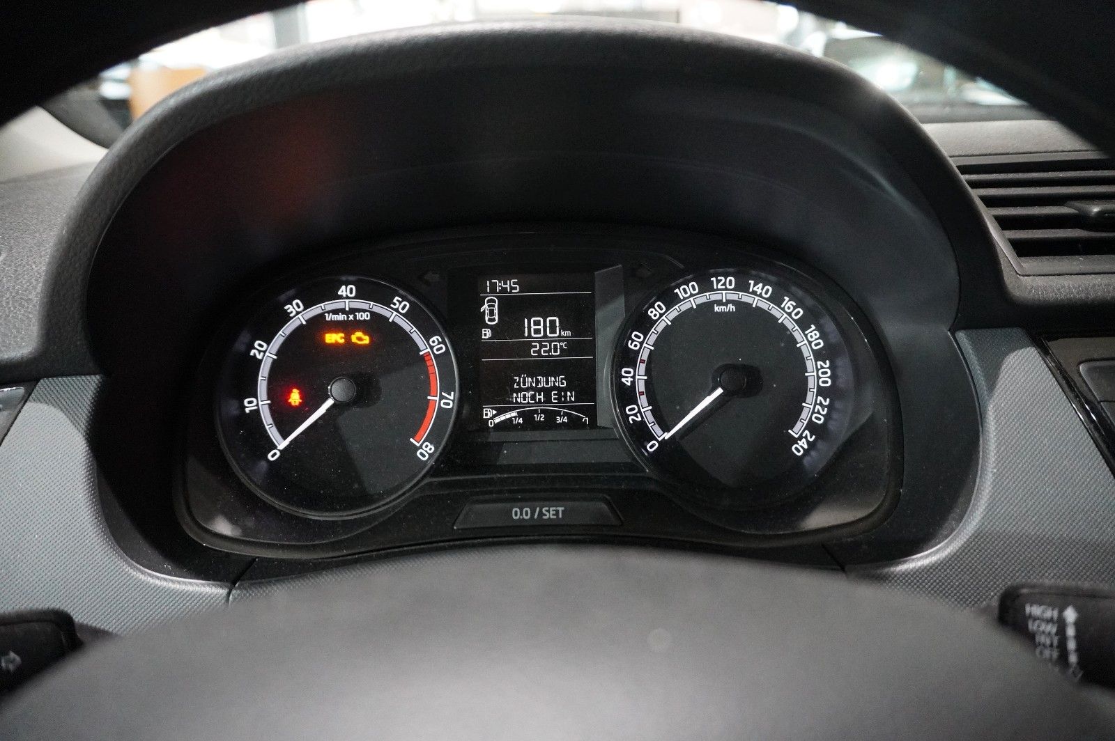 Fahrzeugabbildung SKODA Fabia 1.0 ACTIVE 5-TÜR LED/KLIMA/USB/NEBEL/BT