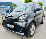 Smart ForTwo cabrio 60kW EQ Ganzjahresreifen NAVI