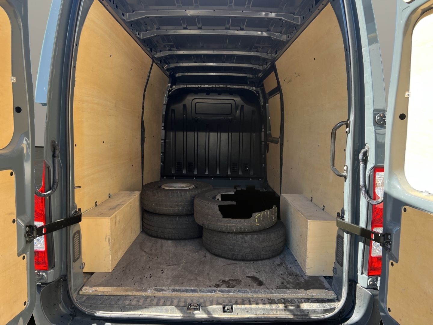 Fahrzeugabbildung Renault Master III Kasten L3H2 HKa 3,5t Automatik Navi S