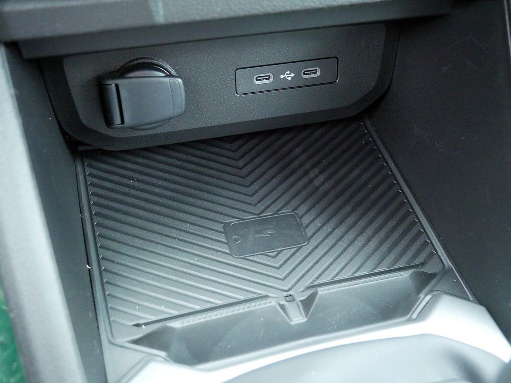 Fahrzeugabbildung Dacia Duster Extreme Mild Hybrid 140
