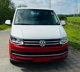 Volkswagen T6 Multivan - rote Volkswagen T6 Multivan