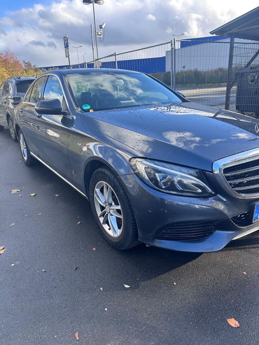MERCEDES-BENZ C 200