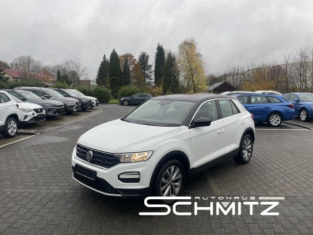 Volkswagen T-ROC 1.0 TSI "Style 115" AHK NAVI SHZ PD  [...]