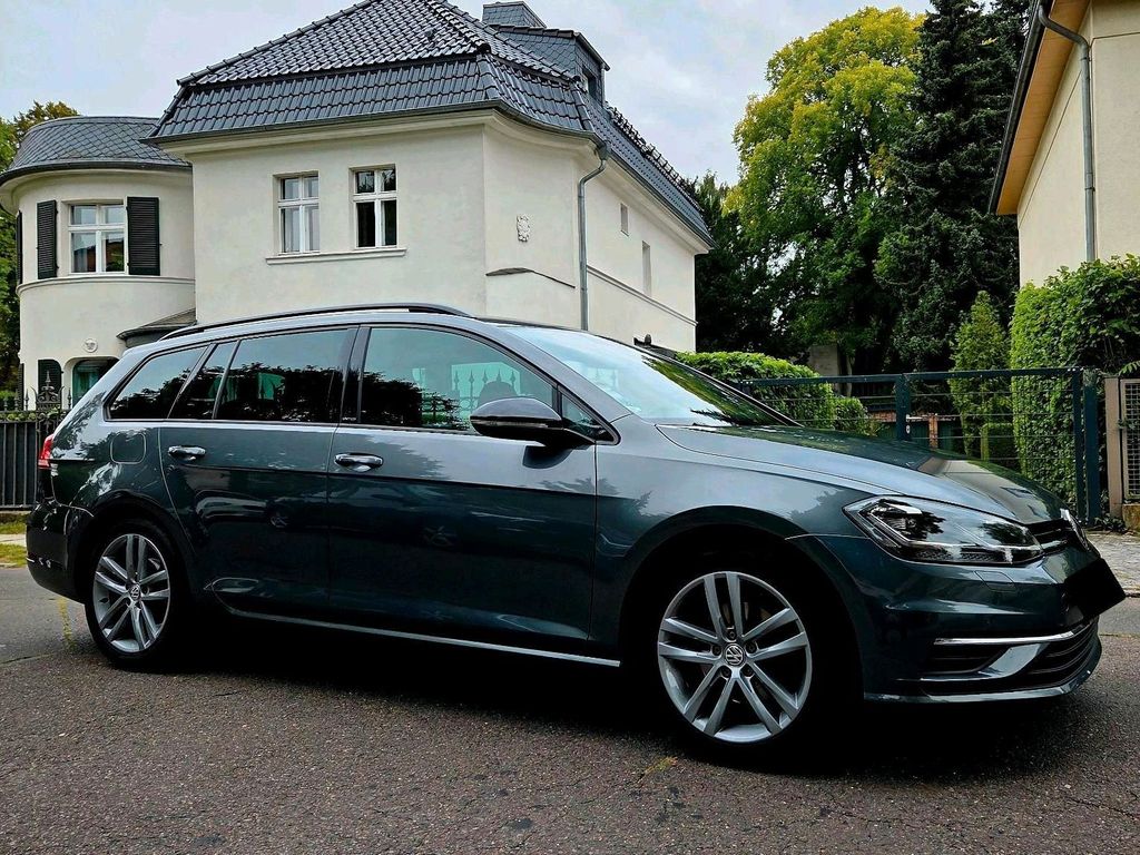 Image of Volkswagen Golf