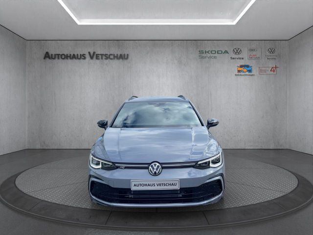 Golf VIII Variant R-Line 1.5 eTSI DSG Bluetooth