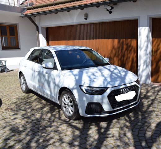 AUDI A1 30 TFSI S tronic advanced Sportback  WA TOP!