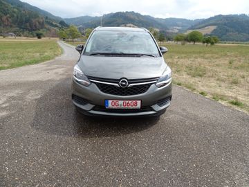 Opel Zafira - 7