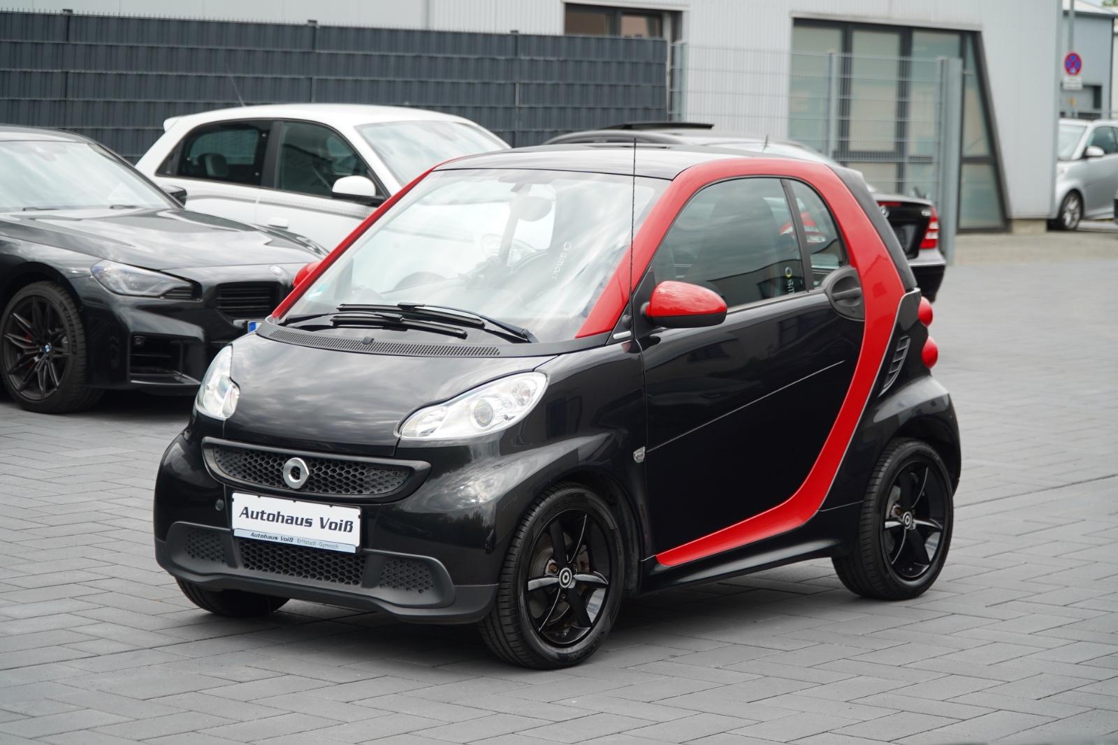 Smart ForTwo coupé edition sharpred|Panorama|Navi|SHZ