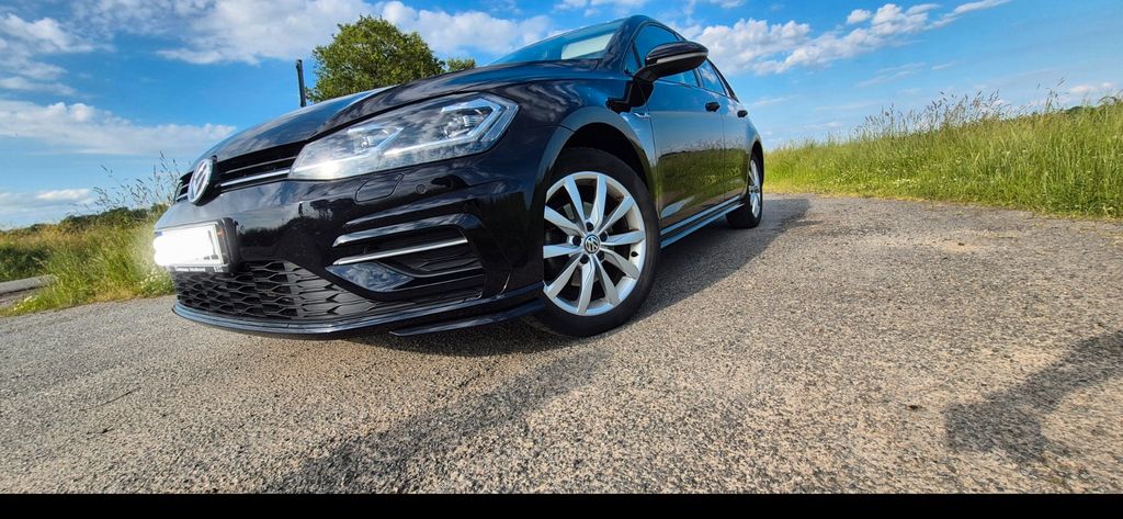 Image of Volkswagen Golf