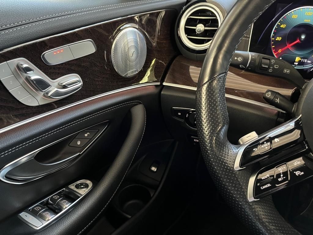 Fahrzeugabbildung Mercedes-Benz E 220 d T AMG AHK ACC 360° LED Burmester Memory