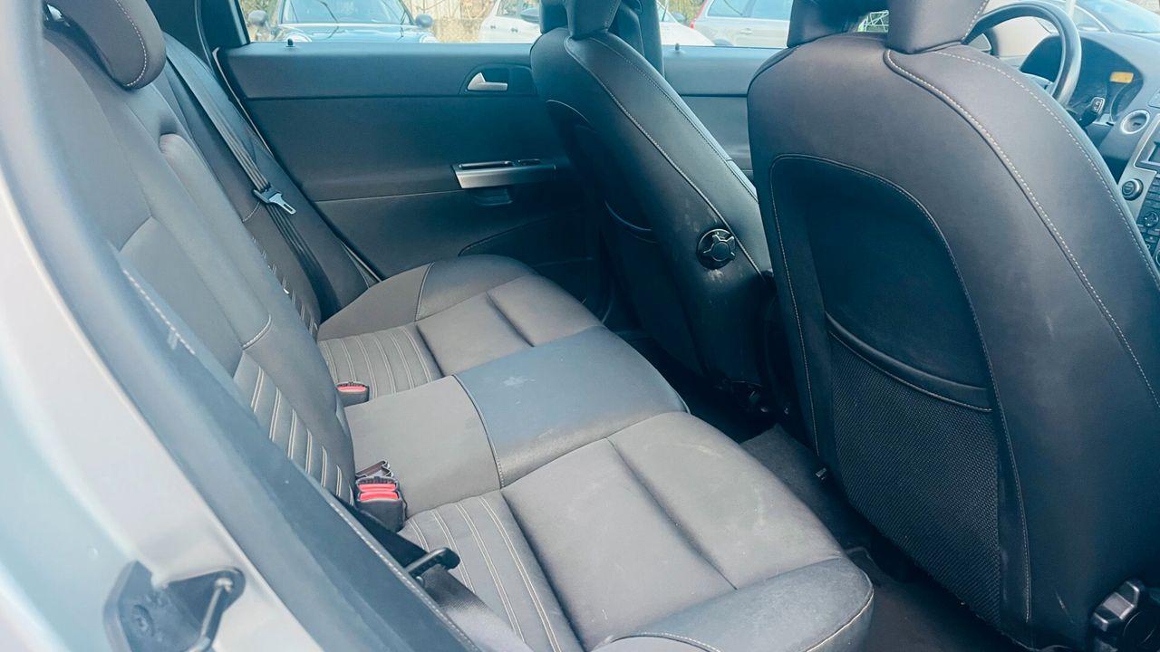 VOLVO V50 1.8 16V 125CH FLEXI-FUEL MOMENTUM