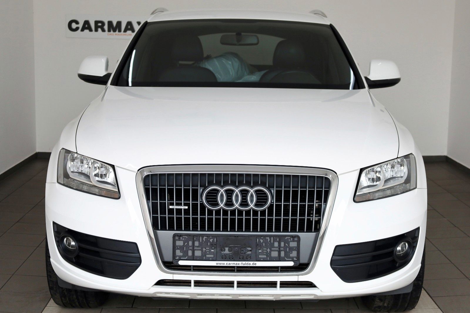 Fahrzeugabbildung Audi Q5 2.0 TDI quattro S line T.Leder,Navi,SH,20"