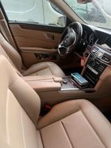 Mercedes-Benz E 220 BlueTEC BE T Edition AVANTG. Auto. Edi... - Mercedes-Benz E 220 mit Diesel-Antrieb: Taxi