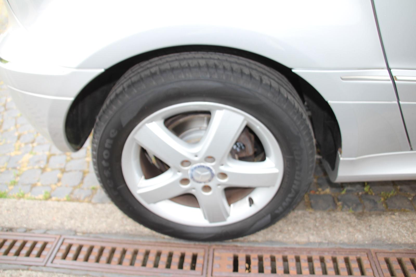 Mercedes-Benz B170 2008 — photo 16