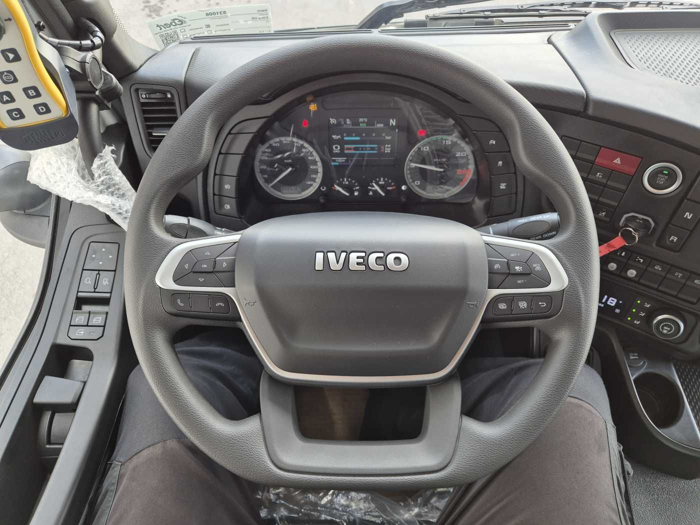 Fahrzeugabbildung Iveco X-Way AD280X42Y/PS Meiller AK 16.T Funk Intarder
