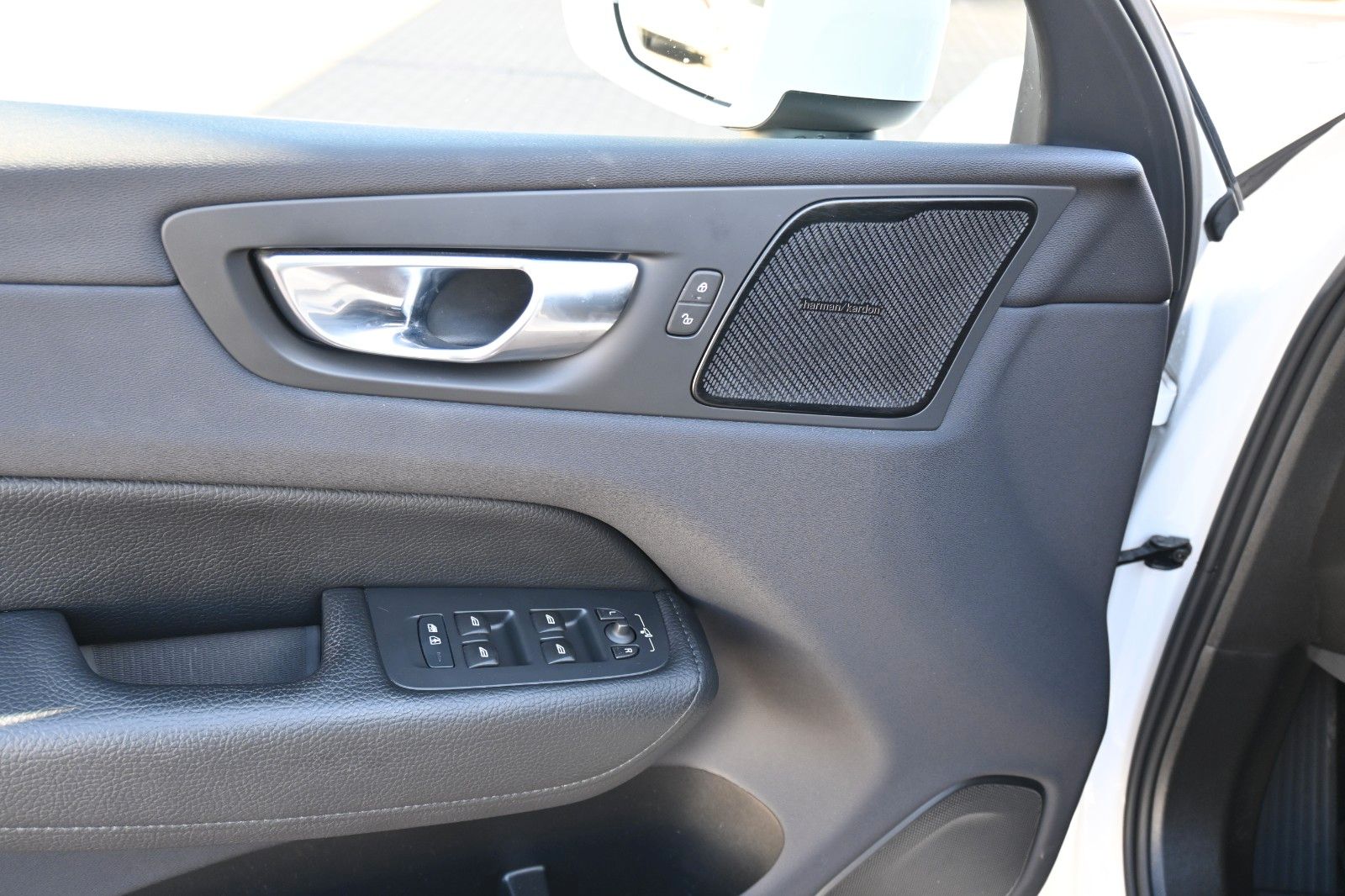 Fahrzeugabbildung Volvo XC60 T6 RC Inscription Expression*FSHZG*RFK*ACC