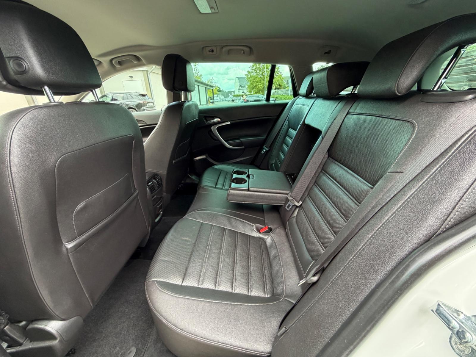 Opel Insignia  Business Innovation 170 PS AHK Leder
