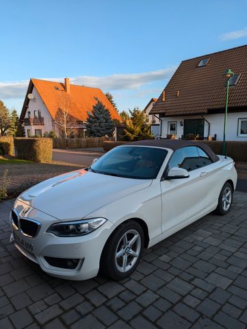 BMW 220i Cabrio Advantage Advantage