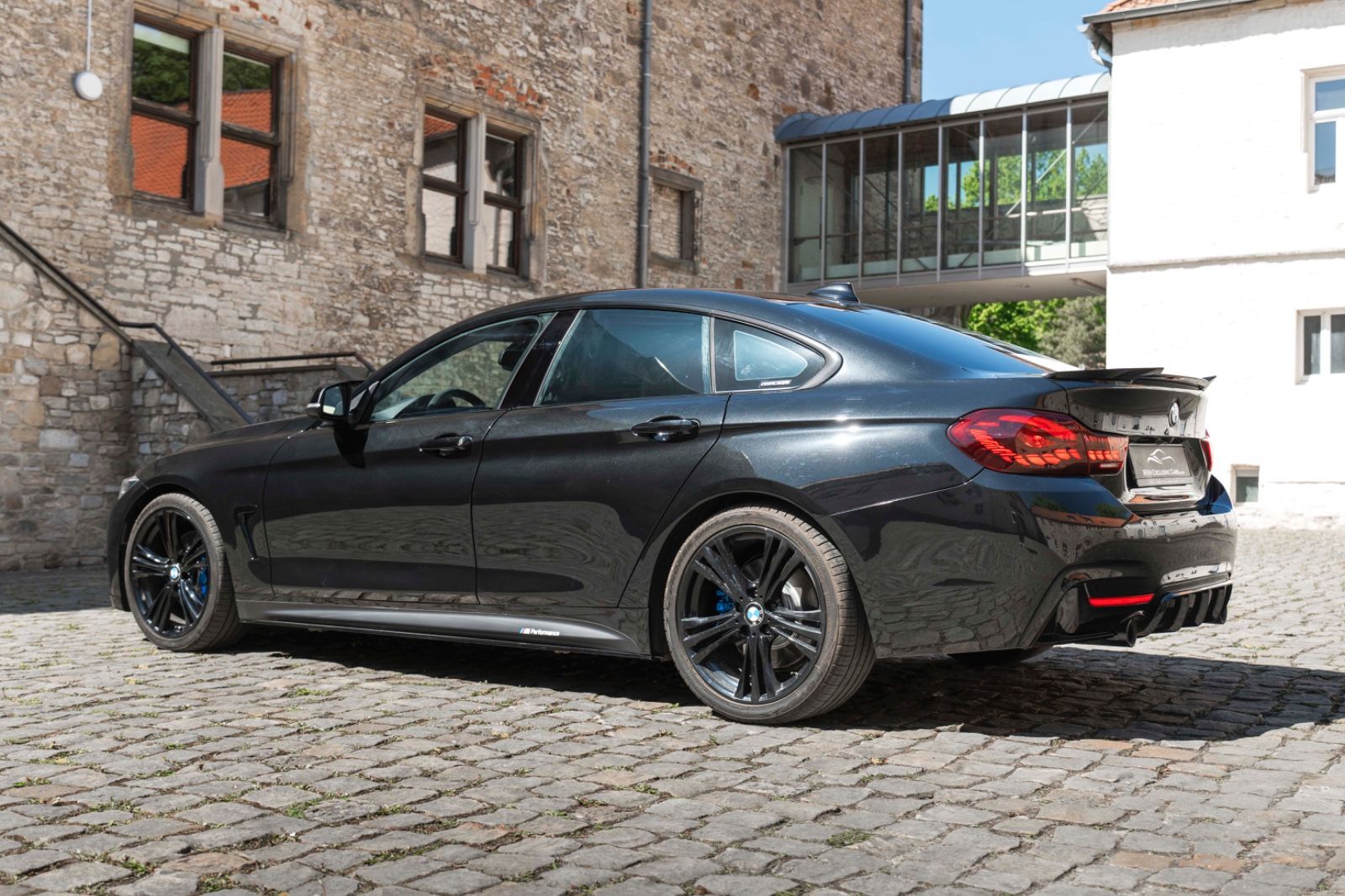 Fahrzeugabbildung BMW 435i Gc M-Performance HUD H&K LED KAM NAV ALC