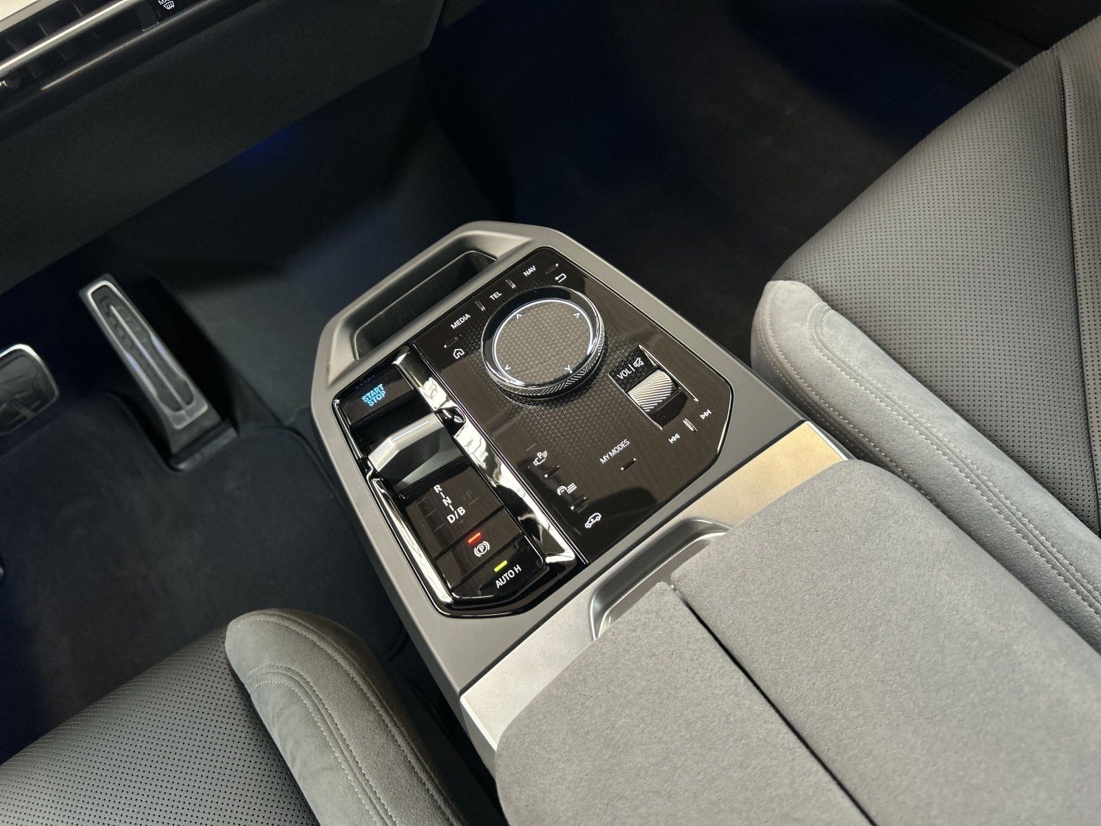BMW iX - Bild 13