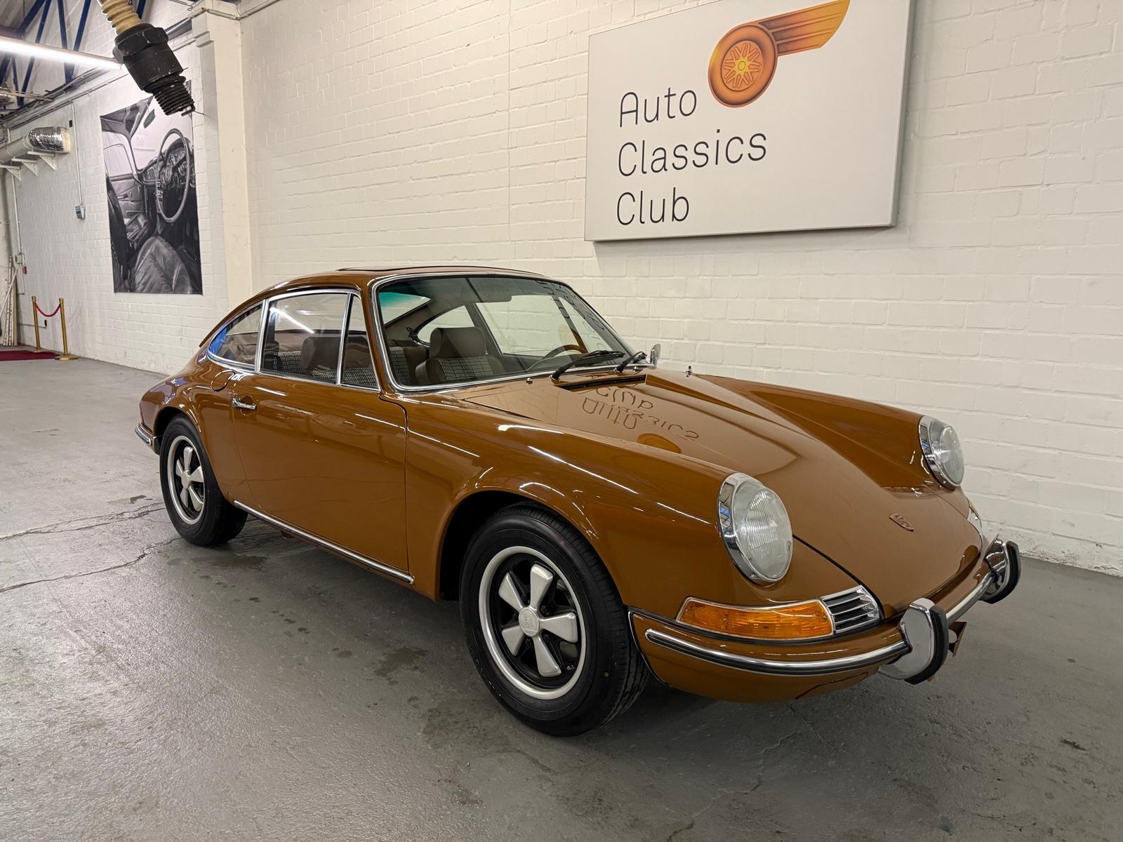Porsche wunderschöner 911 T/E - Ölklappe - all matching