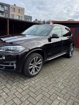 BMW X5 xDrive30d -Panorama, Had Up Display .VOLL - BMW X5 von privat
